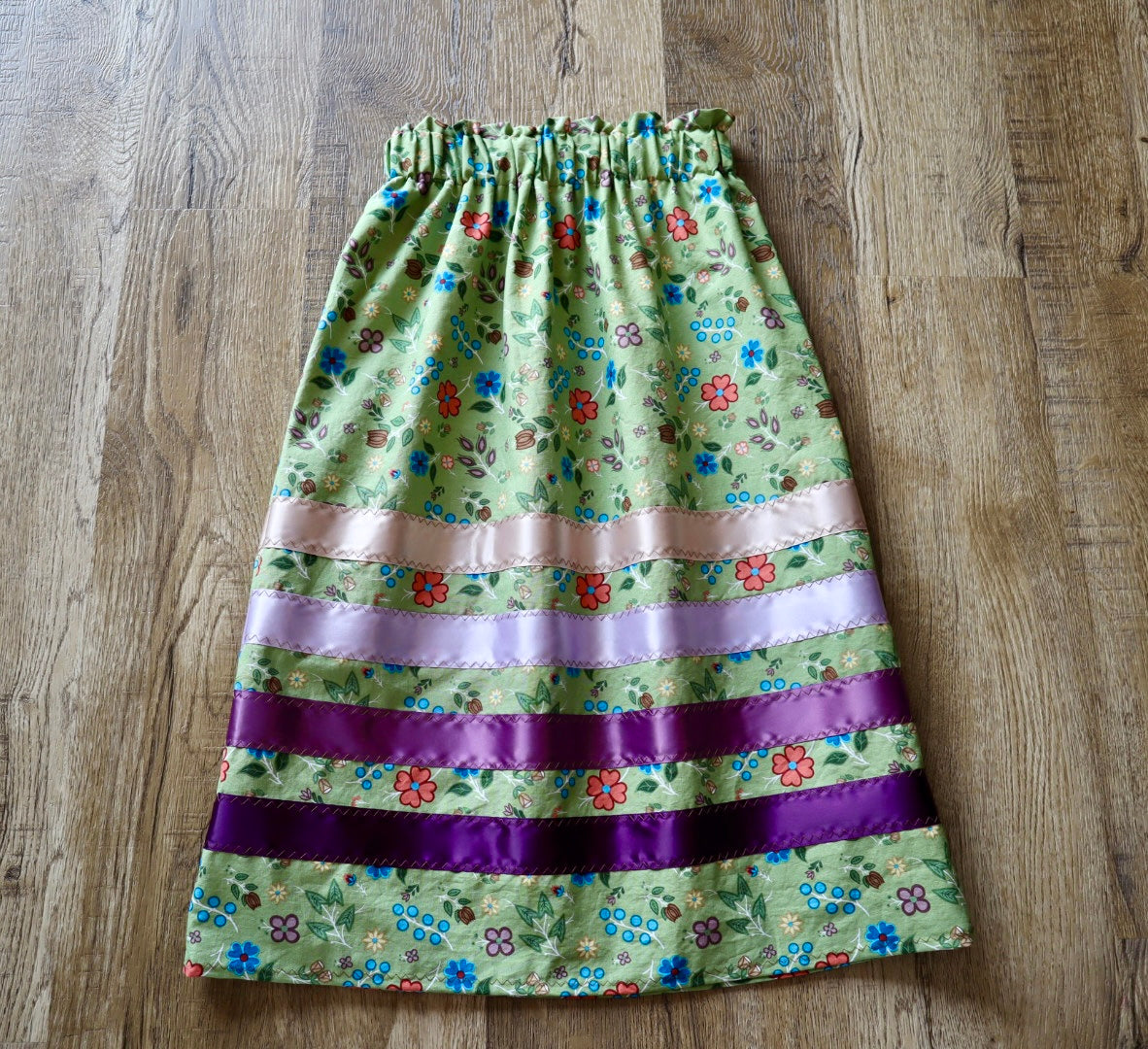 Handmade Ribbon Skirt, Child Size 6-8 Sweetgrass Green Ojibway Floral Print Premium Cotton, OOAK Indigenous Made Clothing