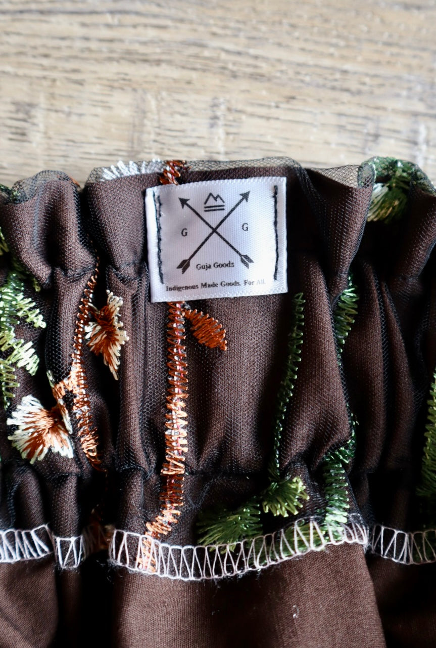 Couture Embroidered Stacked Stars & Bison Ribbon Skirt Pockets Womens Black Lace Gold Ombre OOAK Indigenous HandMade *up to 50 inches* (enter desired sizes waist size “inches” or Dress/Pants size in order notes)