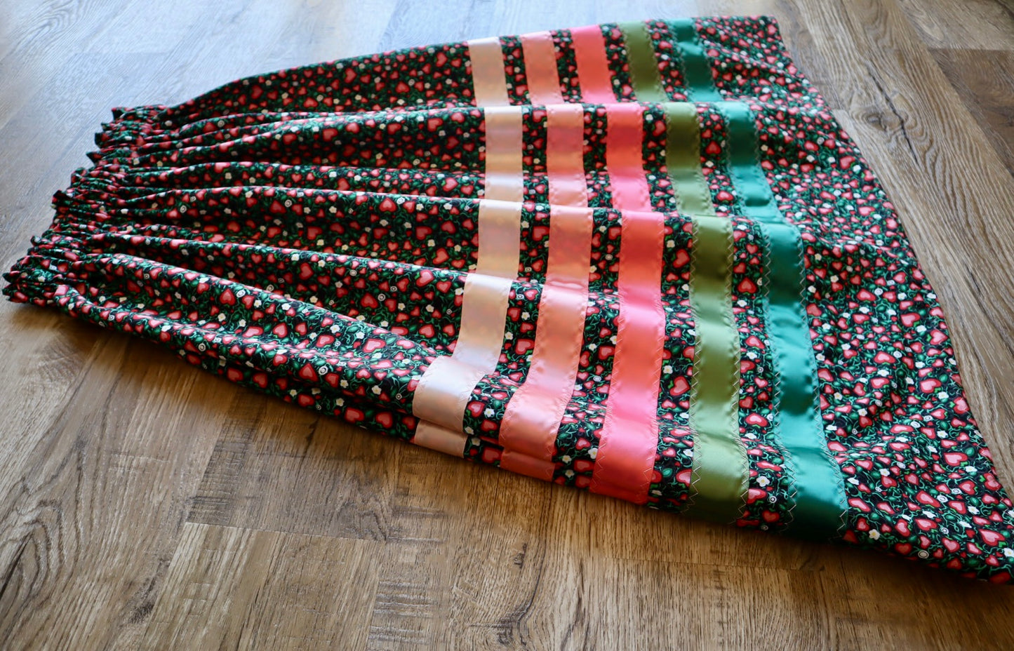 Handmade Ceremony, Casual Ribbon Skirt: Green to Ivory Ombre, Heart Berry Indigenous Floral Print, Custom Waist *up to 50 inches* (enter desired sizes waist size “inches” or Dress/Pants size in order notes)