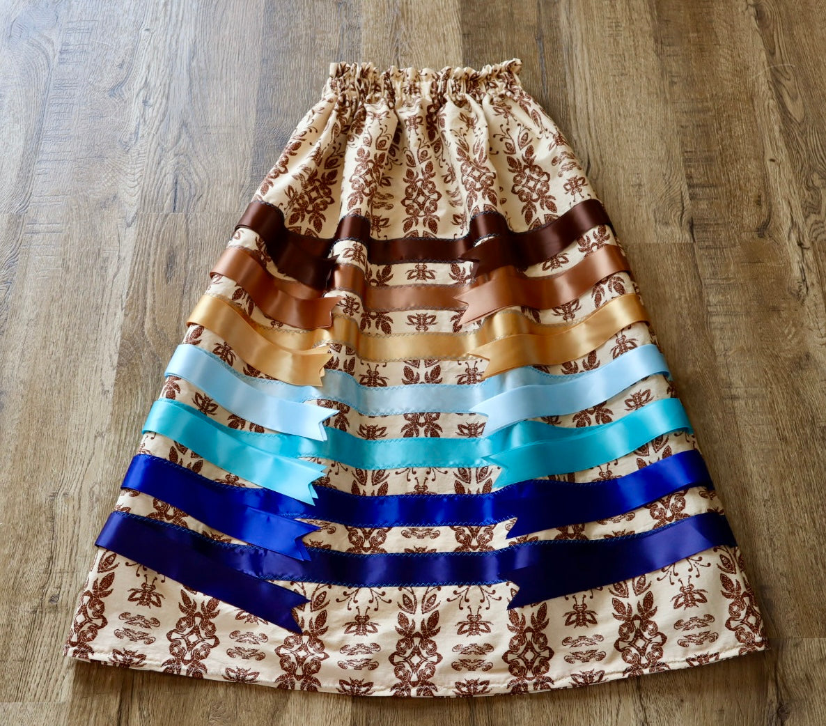SIDE CUT くわ RIBBON Skirt