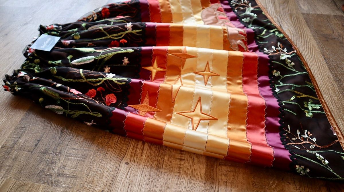 Couture Embroidered Stacked Stars & Bears Ribbon Skirt Pockets Women’s Black Lace Gold Ombre OOAK Indigenous HandMade *up to 50 inches* (enter desired sizes waist size “inches” or Dress/Pants size in order notes)